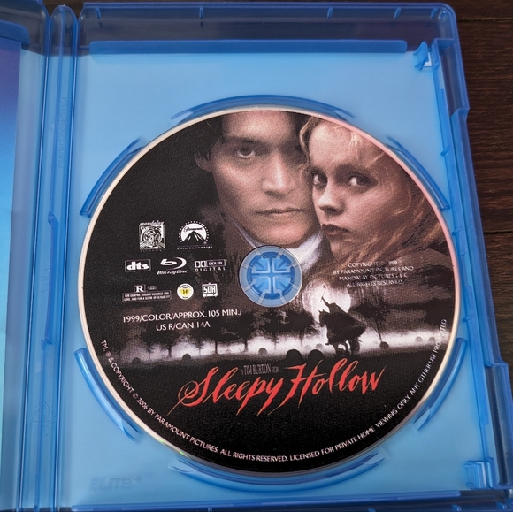 LIKE NEW Sweeney Todd + Sleepy Hollow Blu-ray movies (set of 2), Johnny Depp - Picture 9 of 11